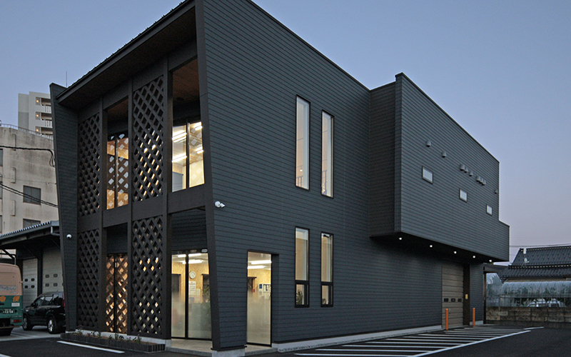 株式会社ワイズアトリエ　有限会社 灘電機　新社屋